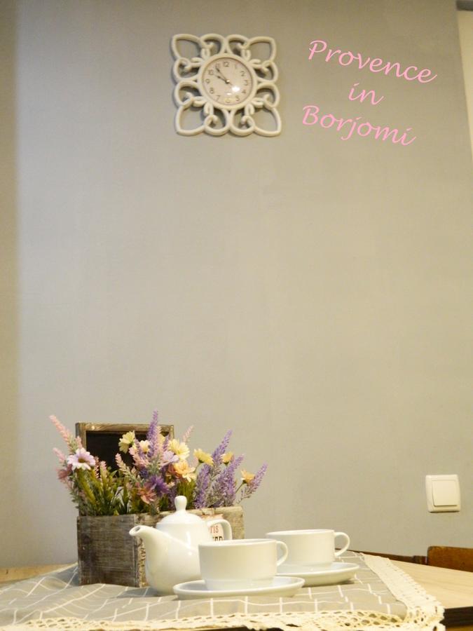 Nikas Guest House Borjomi Bagian luar foto